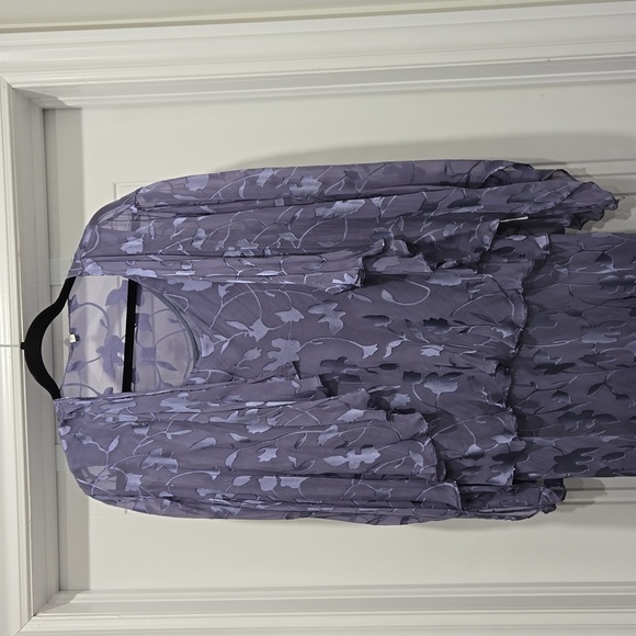 Formal Dress - Picture 3 of 7